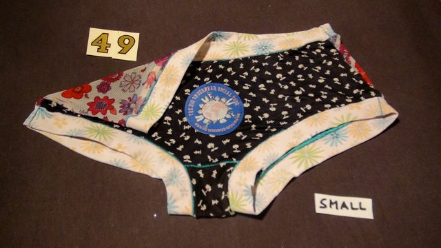No. 49 Panties Small