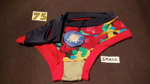 No. 75 Panties Small