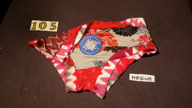 No. 105 Panties Small