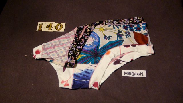 No. 140 Panties Medium