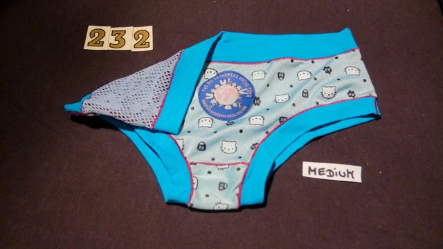 No. 232  Panties Medium