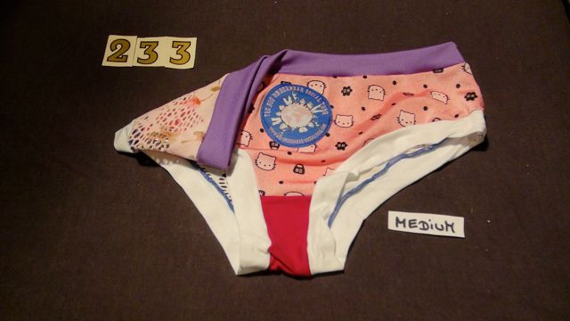 No. 233  Panties Medium