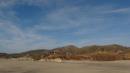 thats an empty beach